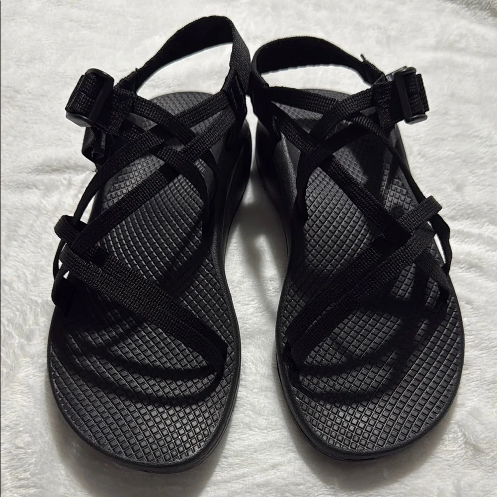 Chaco Black Adventure Sandals with Adjustable Straps size 9 - Picture 2 of 8